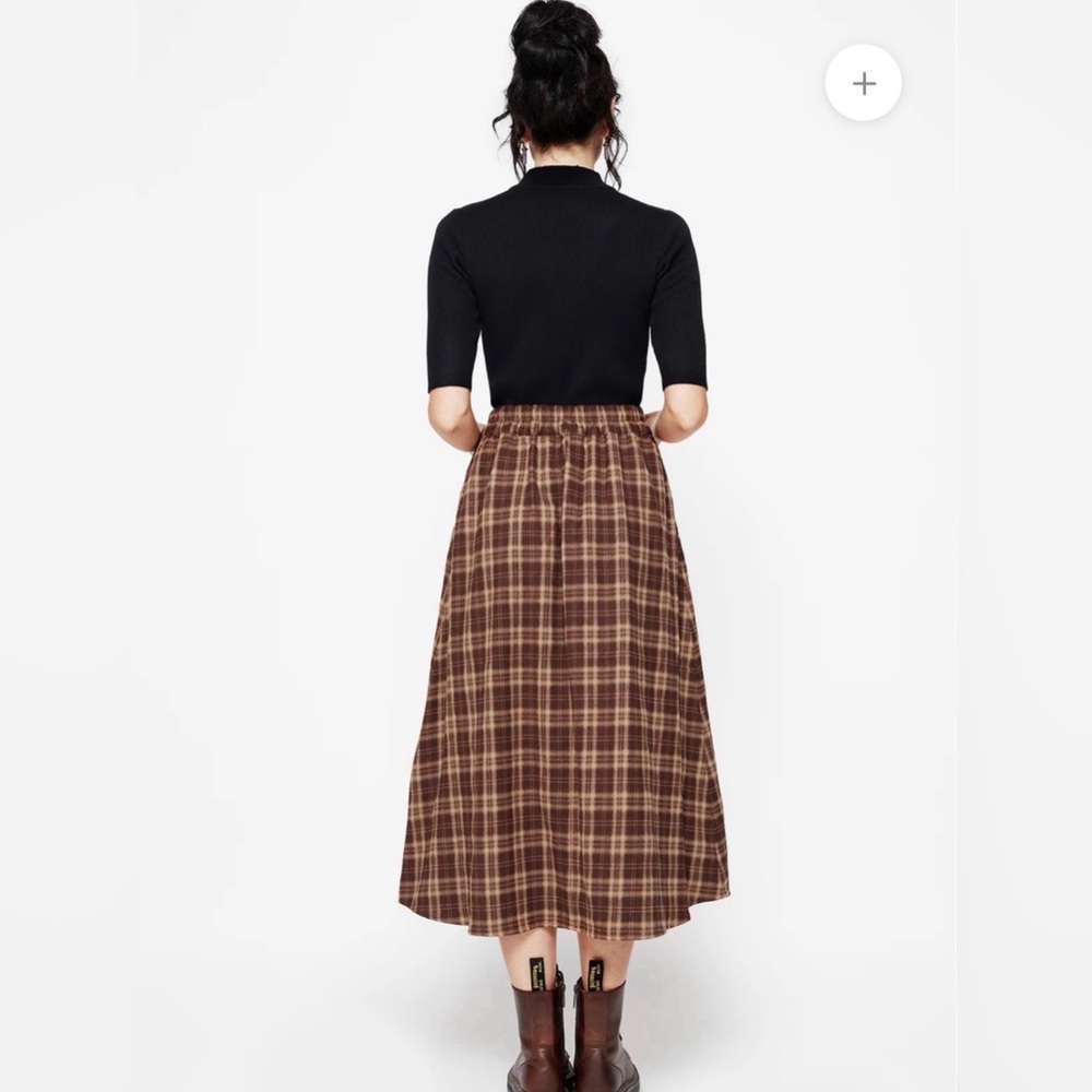 Disturbia: Patterned Button-Down Front Split Midi… - image 3